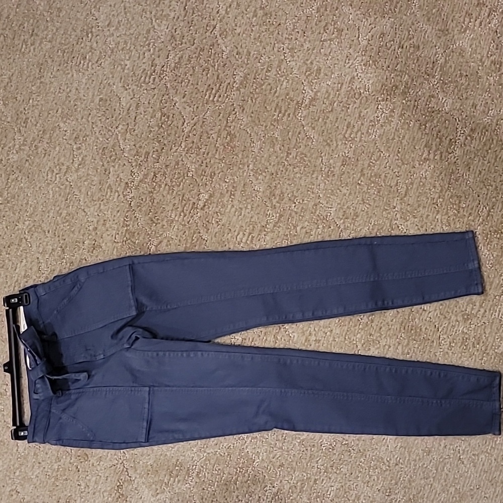 So High Rise Belted Jegging